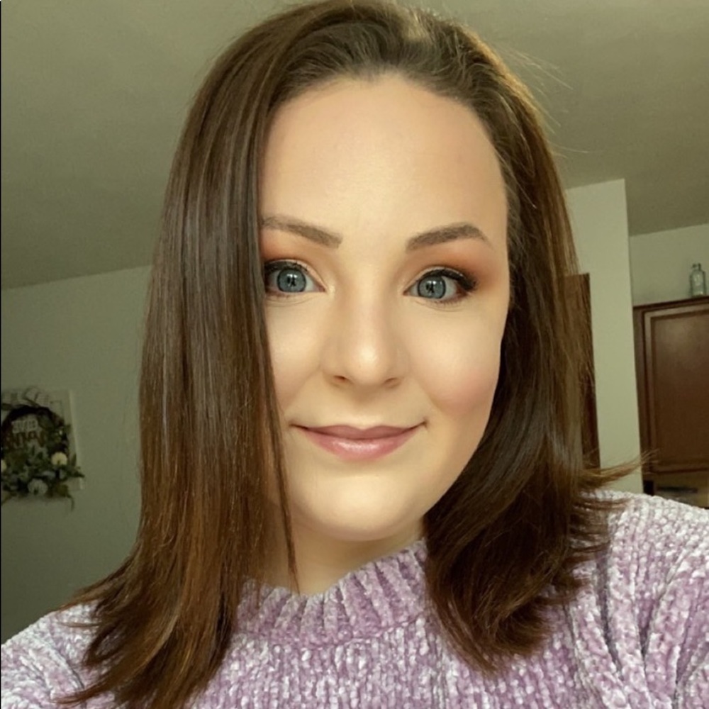 Meet your Posher, Samantha